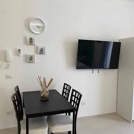 Le Buguse Suite Apartment Lecce Exterior photo